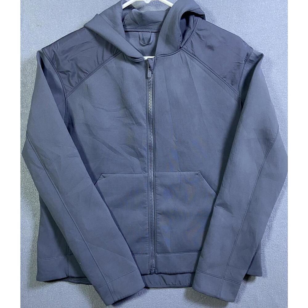 Lululemon Women’s Re-form jacket Light Grey with fullzip w hoodie Size 10 22x23